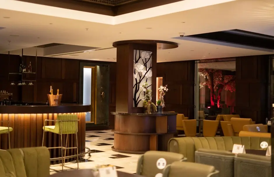 OBEROI CENTERSTAGE, Bandra East, Mumbai — Photo 4