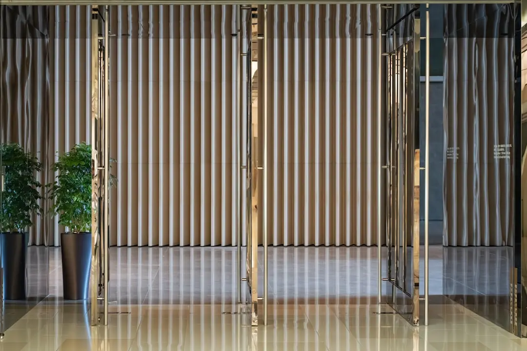 OBEROI CENTERSTAGE, Bandra East, Mumbai — Photo 8